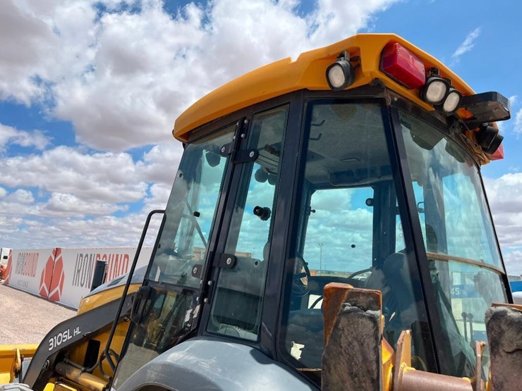 2016-deere-310sl-hl-image-48