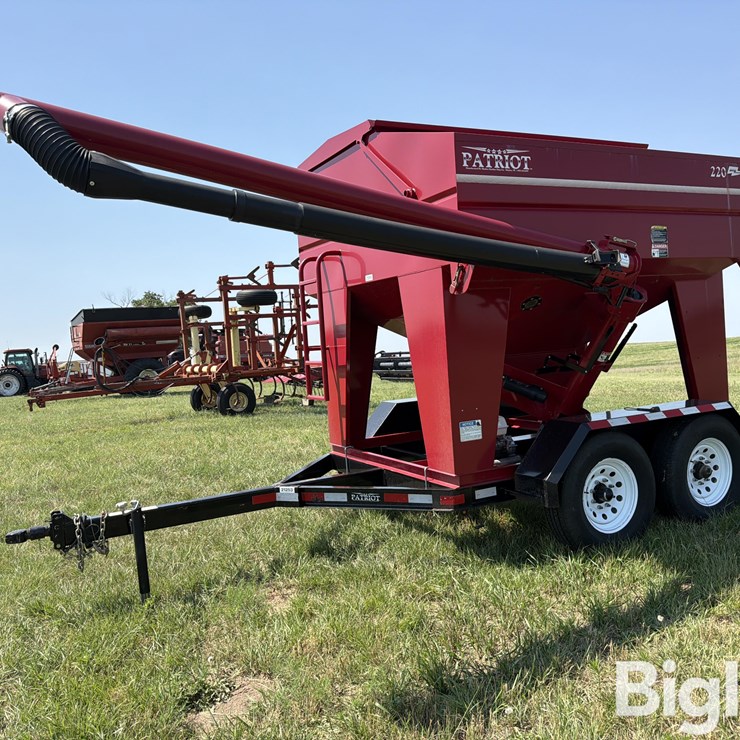 2014 PATRIOT 220