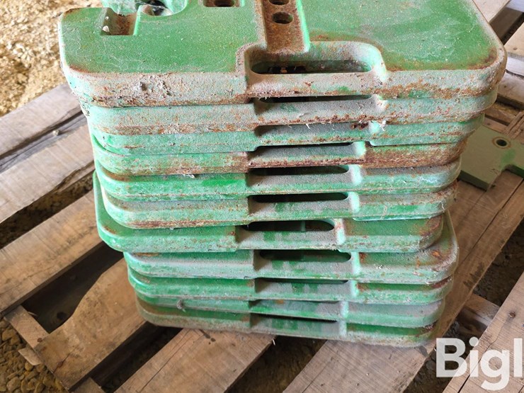 john-deere-suitcase-weights-image-4
