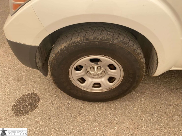 2014-nissan-frontier-image-21