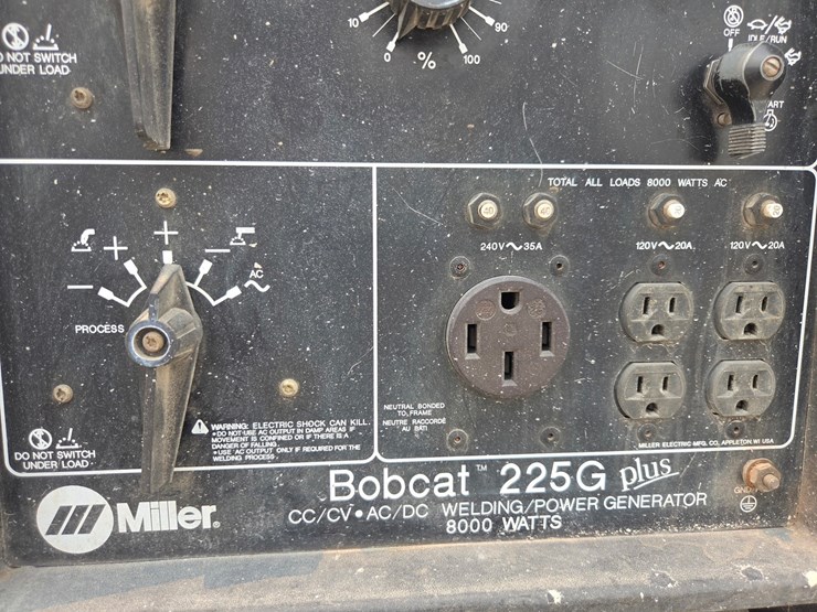 miller-bobcat-225g-image-18