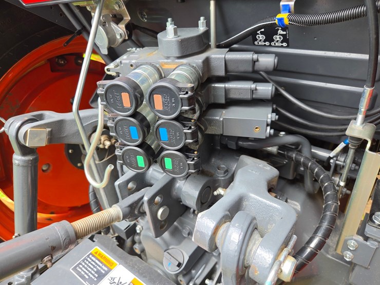 kubota-m4d-071-image-45