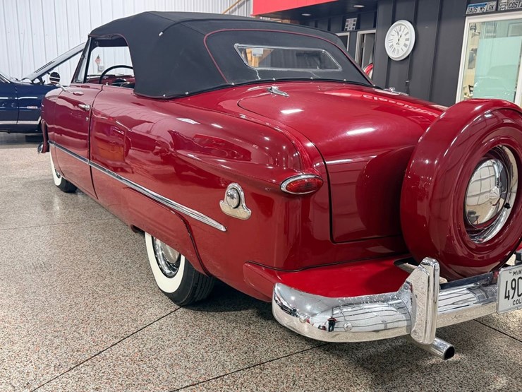 #1879-•-1949-ford-custom-convertible-image-14