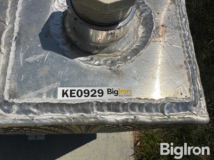deezee-portable-aluminum-fuel-tank-image-20