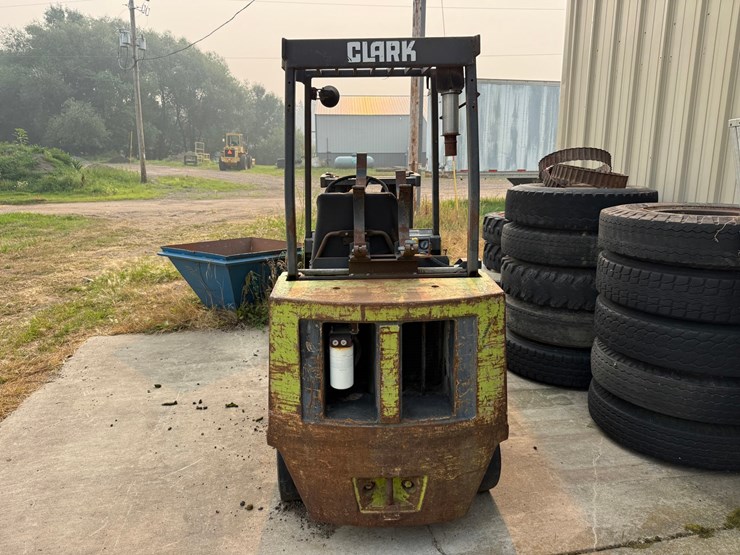 clark-gcs25mb-image-4
