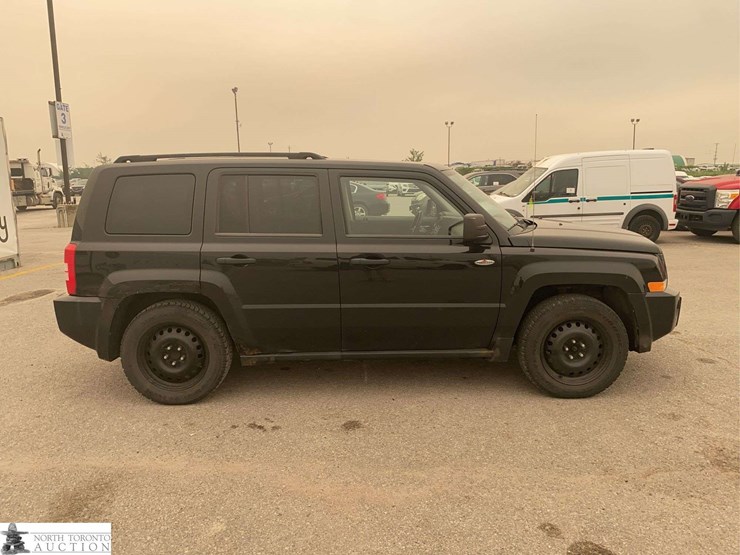 2009-jeep-patriot-sport-image-4
