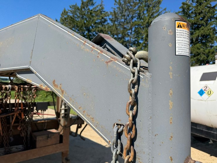 #1888-•-2004-friesen-welding-load-warrior-7-ton-gooseneck-trailer-image-10