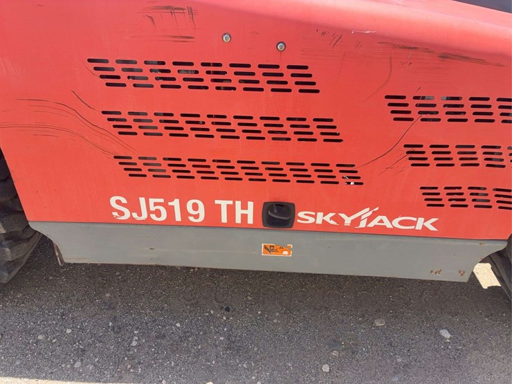 2019-skyjack-sj519th-image-23