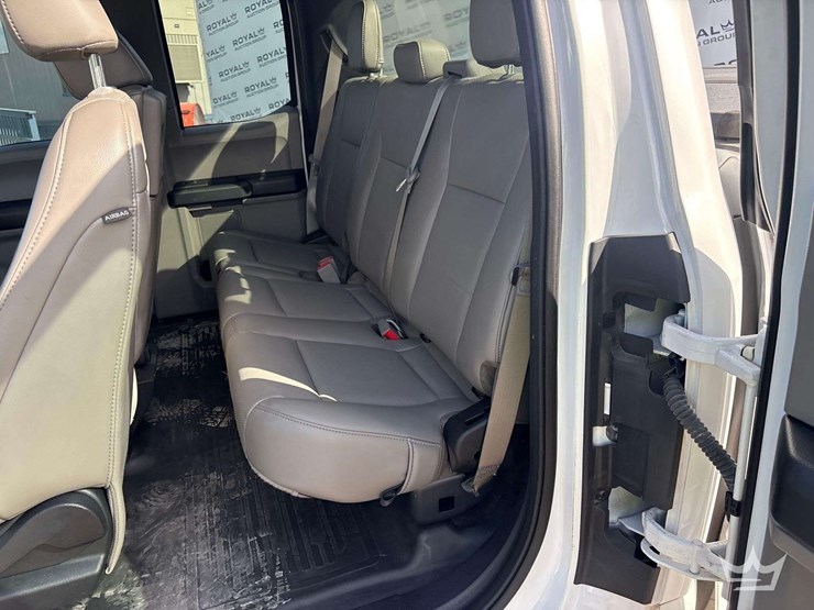 2019-ford-f150-image-14