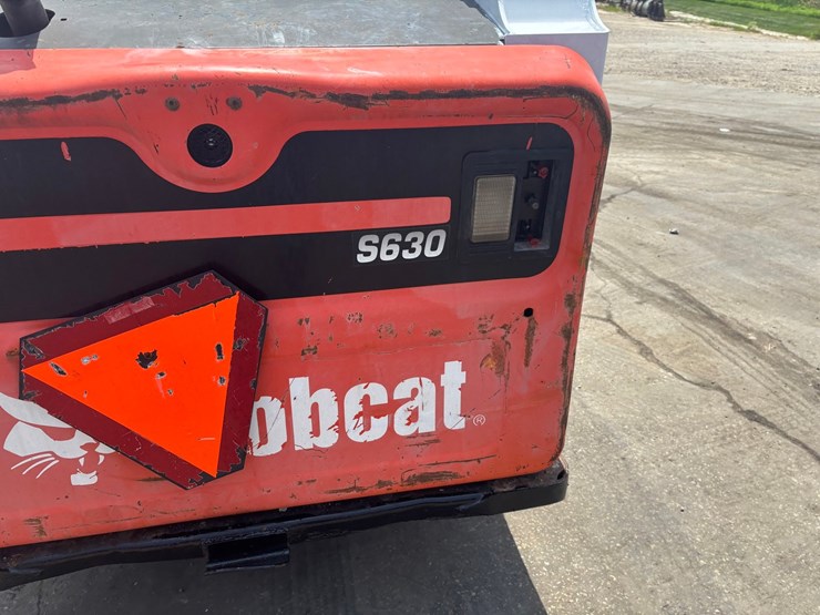 2013-bobcat-s630-image-18