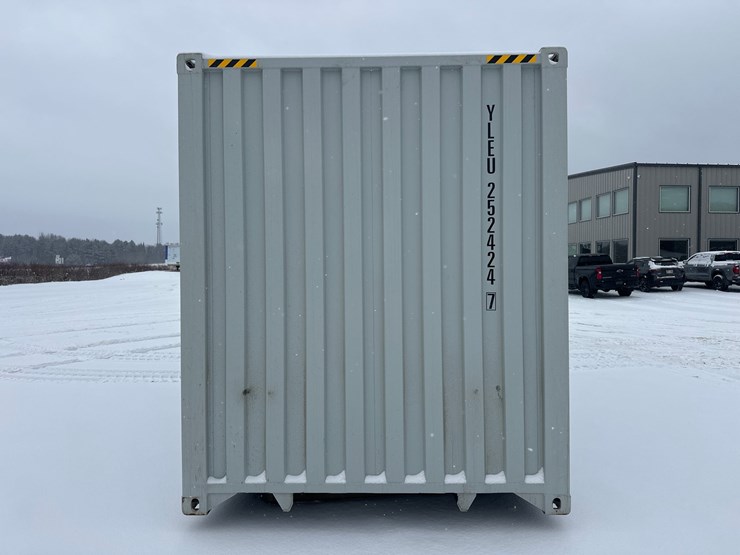#5004-•-40'-(5)-door-one-trip-shipping-container-image-4