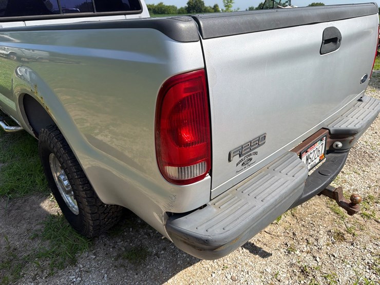 1999-ford-f250-image-14