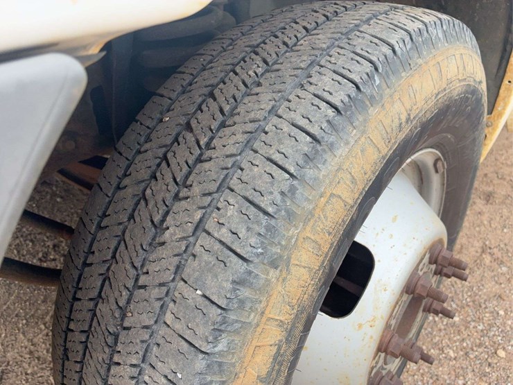 2005-ford-f350-image-23