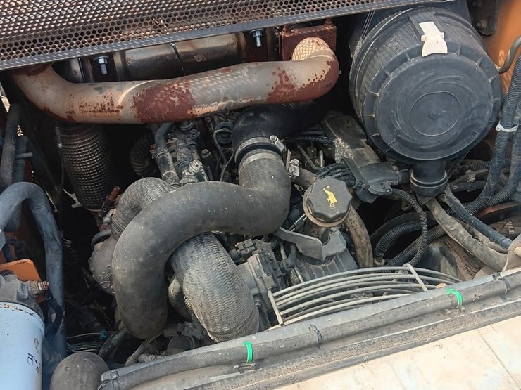 2013-case-tr270-image-13