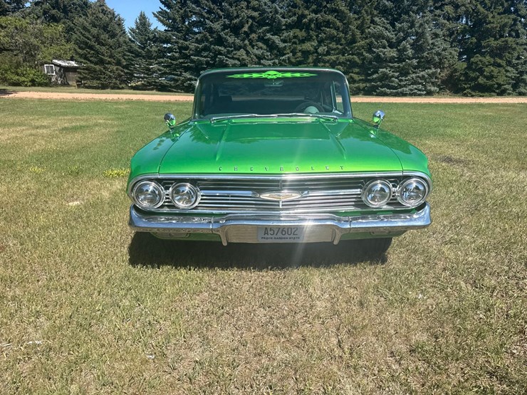 1960-chevrolet-biscayne-sedan-image-10