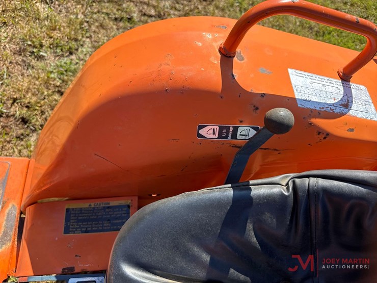 kubota-b8200-image-19