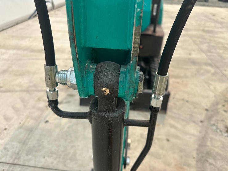 #5183-•-2026-cfg-industrial-kt13r-mini-excavator-image-33