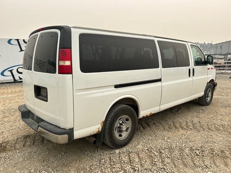 2007-chevrolet-3500-image-5
