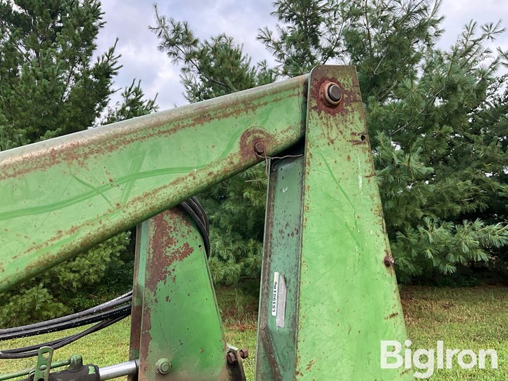 john-deere-158-image-11