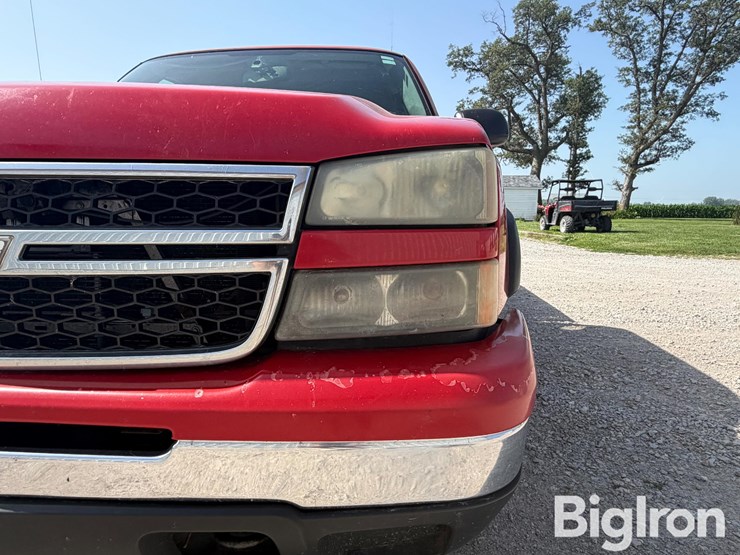 2007-chevrolet-silverado-1500-image-11