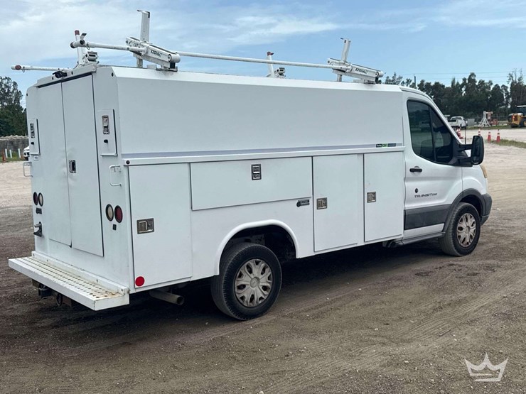 2016-ford-transit-image-3