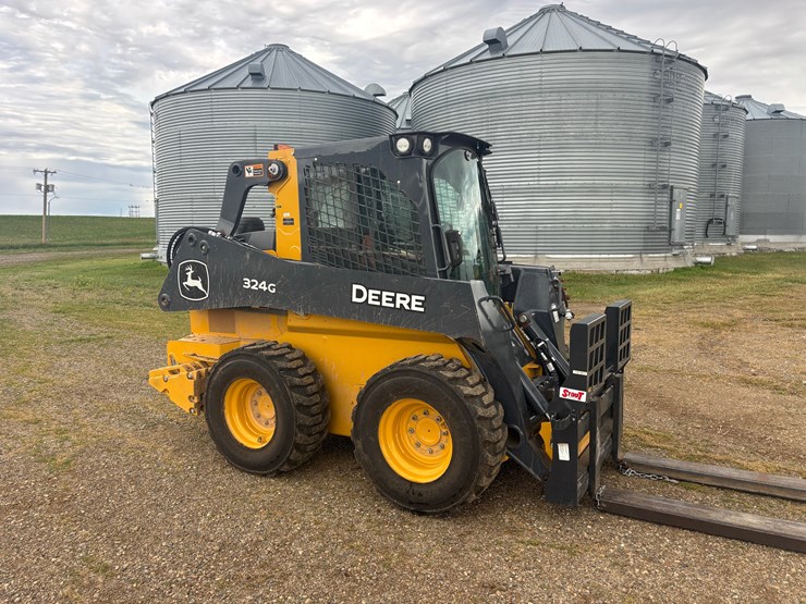 2020-deere-324g-image-3