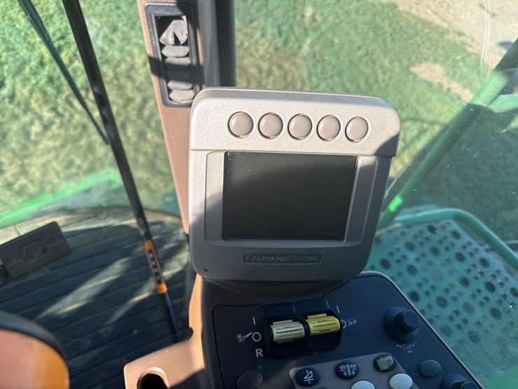 2009-john-deere-9770-sts-image-30