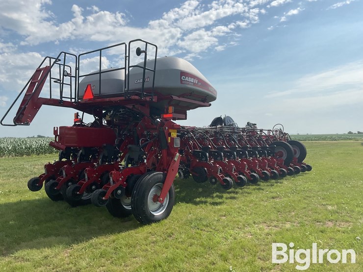 2024-case-ih-2150-image-5