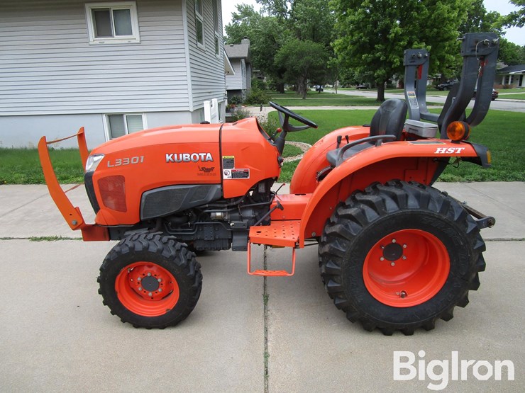 2014-kubota-l3301d-image-8