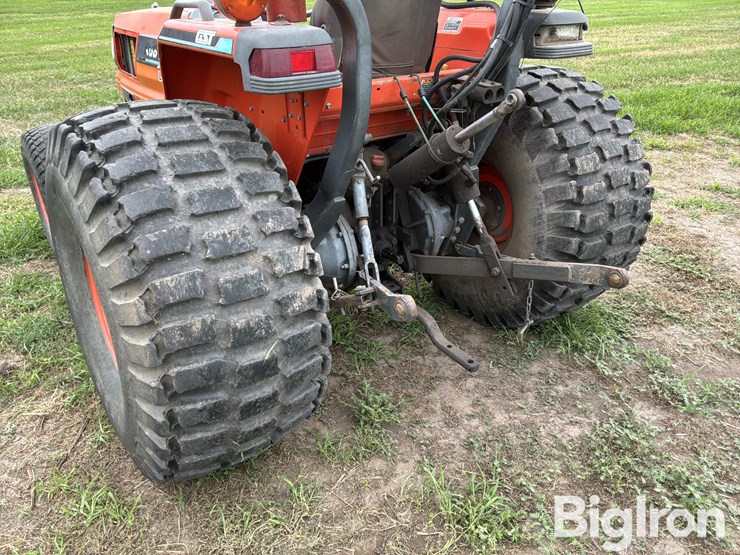 2001-kubota-l4610-image-17