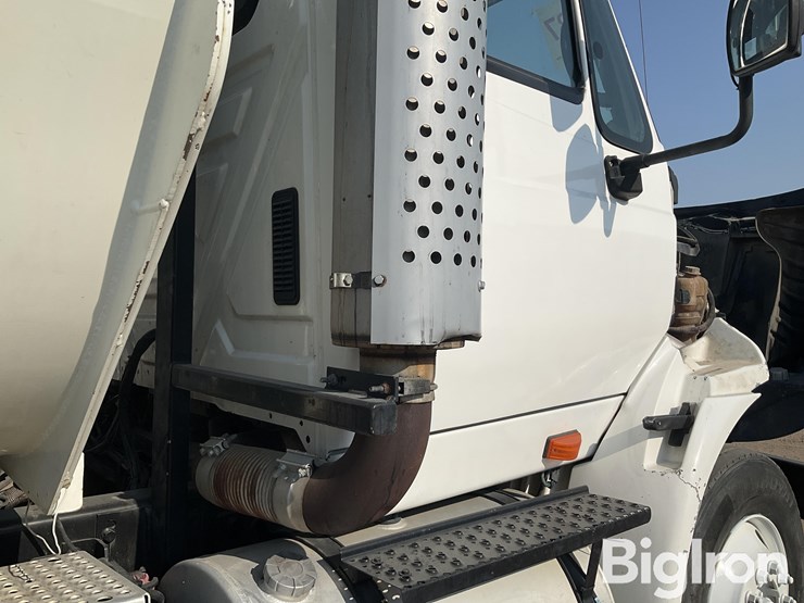 2009-international-transtar-8600-image-18