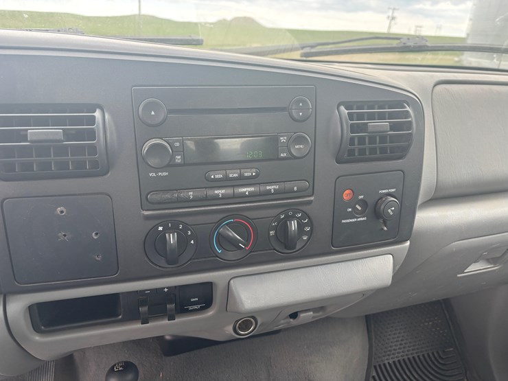 2005-ford-f250-image-10