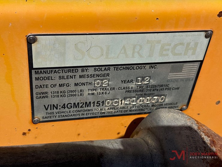 towable-solar-tech-message-board-image-17