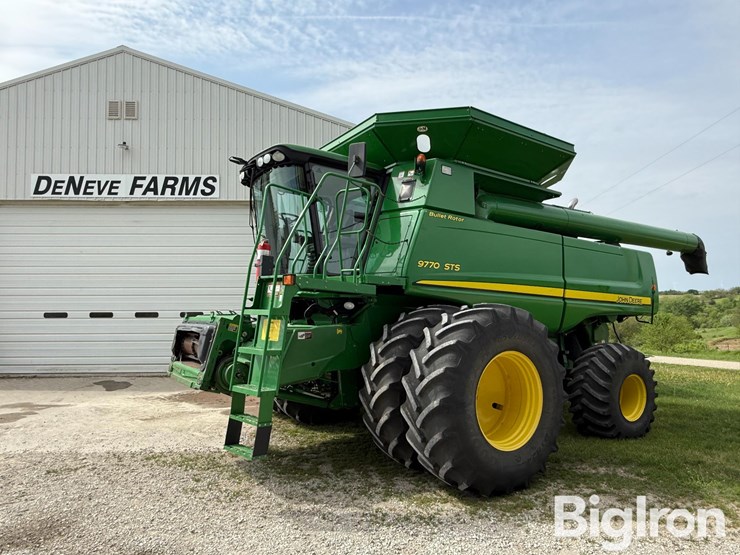 2010-john-deere-2010-image-1