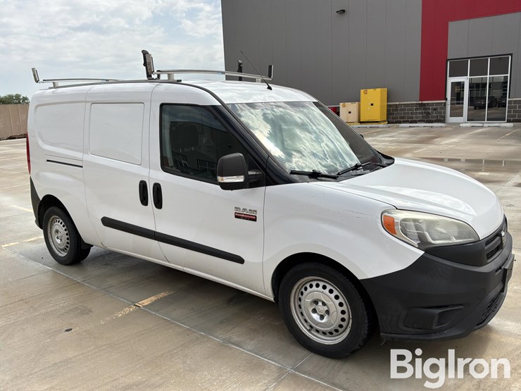 2017-ram-promaster-city-image-3