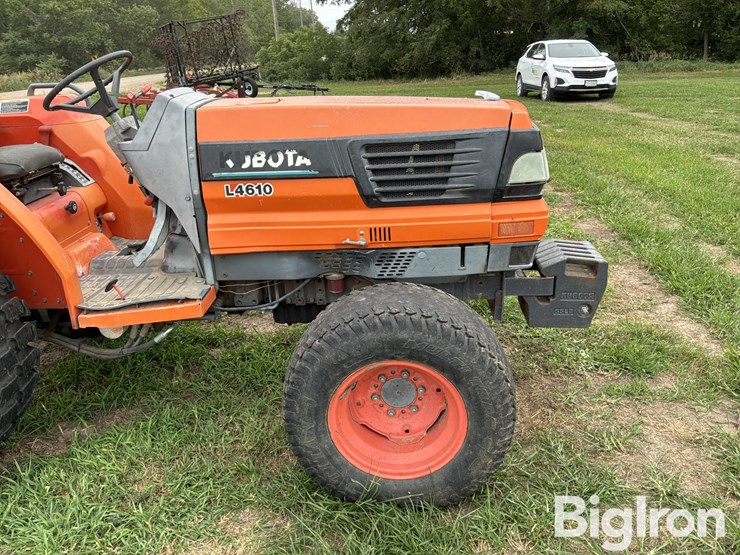 2001-kubota-l4610-image-14