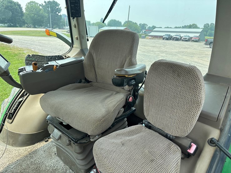 john-deere-8360r-image-13
