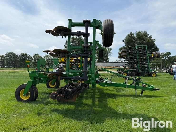 john-deere-2510h-image-4