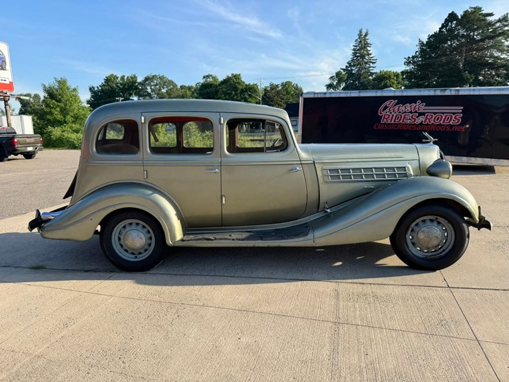 #1876-•-1935-hudson-teraplane-sedan-image-6