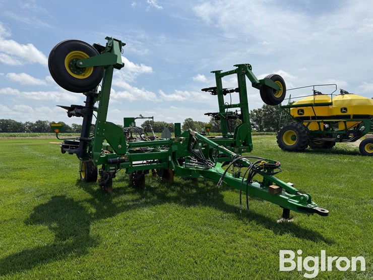 john-deere-2510h-image-3