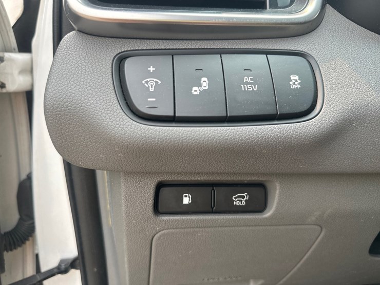 2016-kia-sorento-sx-image-26