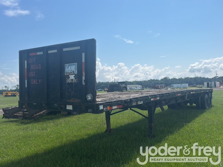 great-dane-trailer-image-1