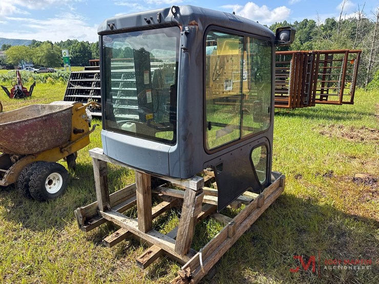 kubota-kx057-image-2