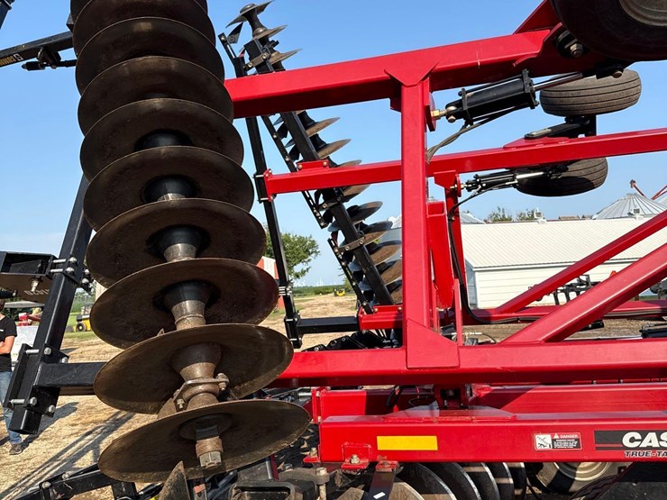 2012-case-ih-370-image-36