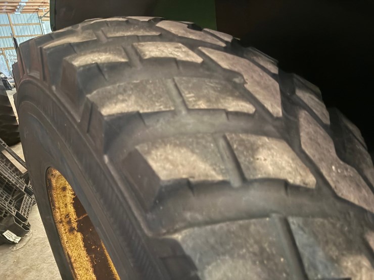 john-deere-6420-image-72