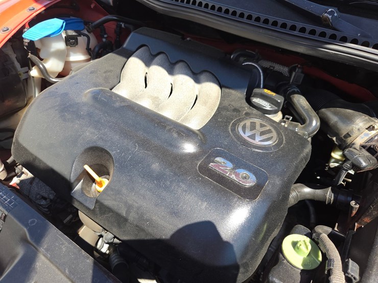 #61153-•-2005-volkswagen-convertible-image-28