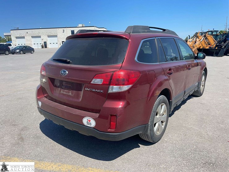 2011-subaru-outback-awd-2.5i-sport-4dr-wagon-cvt-image-5