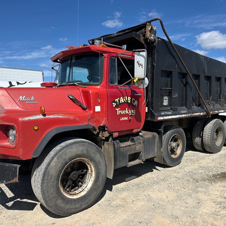 1981 MACK DM600