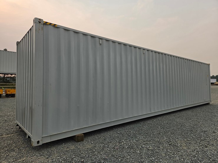#5151-•-40'-(5)-door-shipping-contianer-image-5