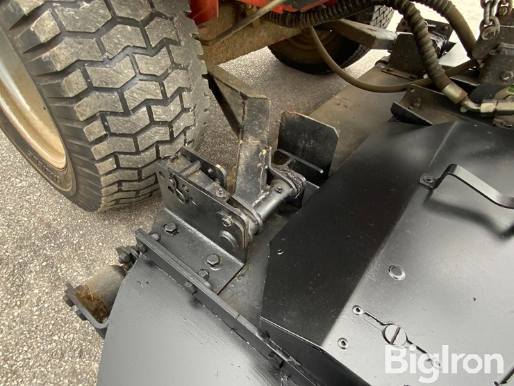massey-ferguson-730-image-12